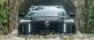 mg-majestor-launch-autocritic-news-exterior-water-wading